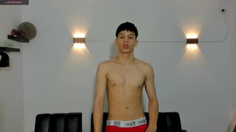 john_ssnow29 online show from 04/14/26, 09:15