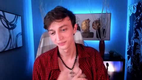 Snapshot of john_weasley chatting on 12/29/24, 07:00 John online show from 12/29/24, 07:00