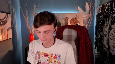 Snapshot of john_weasley chatting on 01/23/25, 08:02 John online show from 01/23/25, 08:02