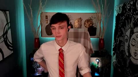 Snapshot of john_weasley chatting on 02/01/25, 09:29 John online show from 02/01/25, 09:29