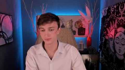 Snapshot of john_weasley chatting on 02/15/25, 12:15 John online show from 02/15/25, 12:15