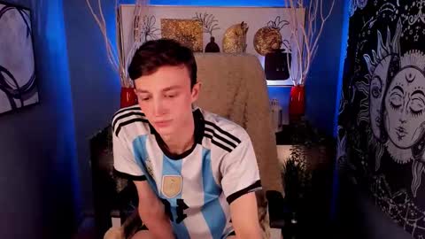 Snapshot of john_weasley chatting on 02/23/25, 08:22 John online show from 02/23/25, 08:22