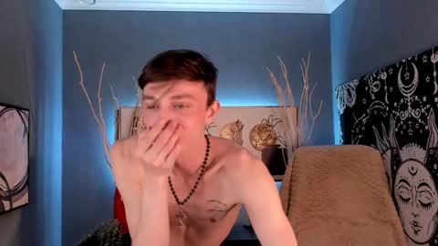 Snapshot of john_weasley chatting on 02/25/25, 02:25 John online show from 02/25/25, 02:25