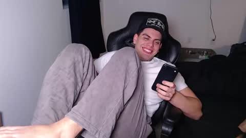 Snapshot of johnafterdark chatting on 02/15/26, 01:24 JAXX online show from 02/15/26, 01:24