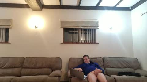 johnathan_stuart33 online show from 03/25/26, 01:11