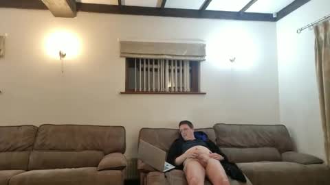 Snapshot of johnathan_stuart33 chatting on 05/17/26, 11:01 johnathan_stuart33 online show from 05/17/26, 11:01