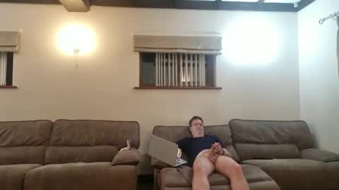 Snapshot of johnathan_stuart33 chatting on 05/25/26, 12:05 johnathan_stuart33 online show from 05/25/26, 12:05