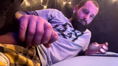 Snapshot of johnboii813 chatting on 12/08/24, 12:19 johnboii813 online show from 12/08/24, 12:19