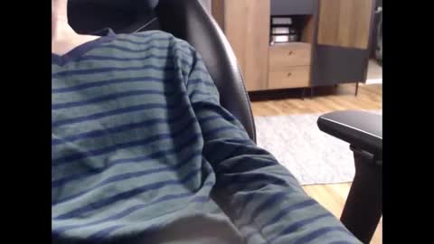 Snapshot of johnbongo chatting on 04/03/26, 09:24 johnbongo online show from 04/03/26, 09:24