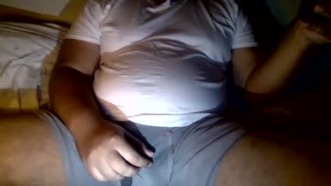 Snapshot of johnd2090 chatting on 09/12/25, 11:43 JohnD online show from 09/12/25, 11:43