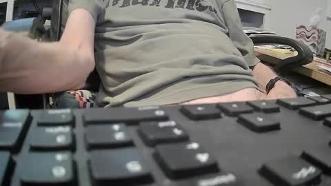 Snapshot of johngp777 chatting on 09/30/25, 07:30 johngp777 online show from 09/30/25, 07:30