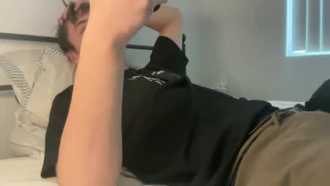 Snapshot of johnjamesopp chatting on 01/10/25, 08:37 John James online show from 01/10/25, 08:37