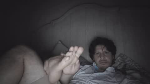 Snapshot of johnjohn90909 chatting on 09/13/25, 12:54 johnjohn online show from 09/13/25, 12:54