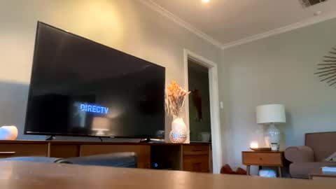 Snapshot of johnnrobertt chatting on 10/25/25, 08:58 johnnrobertt online show from 10/25/25, 08:58