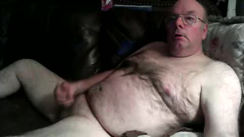 Snapshot of johnny61m chatting on 11/14/25, 04:11 Johnny online show from 11/14/25, 04:11