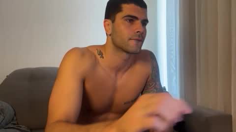 Snapshot of johnny__b0y chatting on 02/18/26, 11:06 Johnny b0y online show from 02/18/26, 11:06