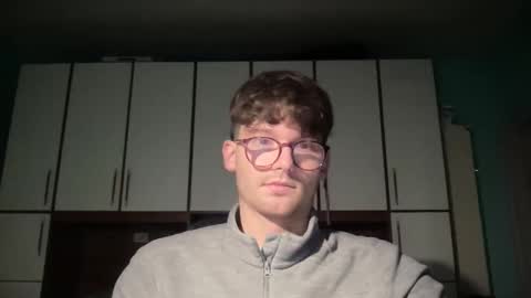 Johnny online show from 12/17/25, 01:06