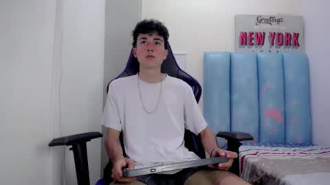 johnny_cagee online show from 12/15/25, 10:25