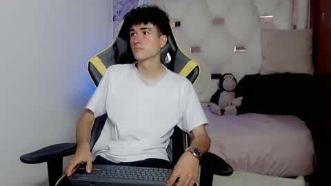 johnny_cagee online show from 01/15/26, 04:17