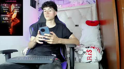 johnny_cagee online show from 03/18/26, 03:42