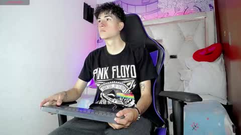 johnny_cagee online show from 03/23/26, 03:54