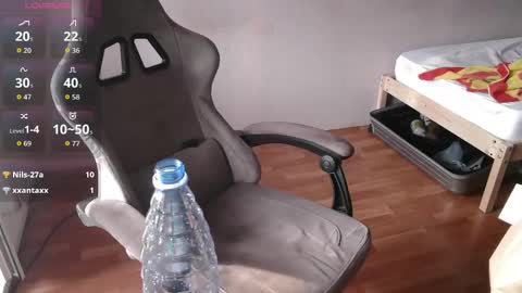 Johnny online show from 04/01/26, 01:41