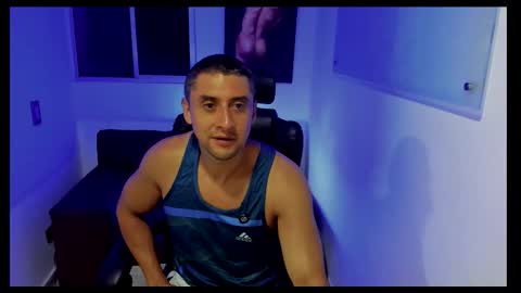 Snapshot of johnny_seens1 chatting on 12/23/25, 12:41 Johnny online show from 12/23/25, 12:41