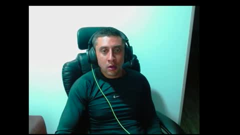 Snapshot of johnny_seens1 chatting on 02/07/26, 02:15 Johnny online show from 02/07/26, 02:15