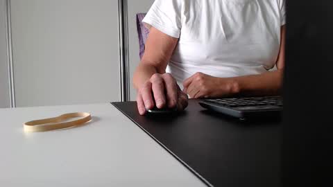 johnny_walker14 online show from 12/20/25, 09:27