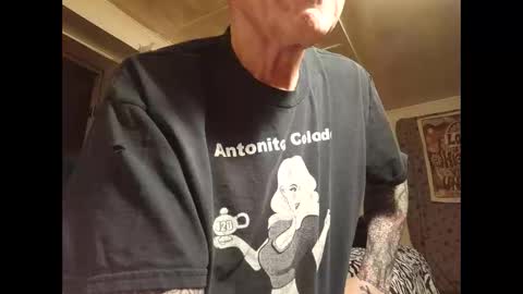 Snapshot of johnnyanubis chatting on 02/25/26, 12:20 Master online show from 02/25/26, 12:20