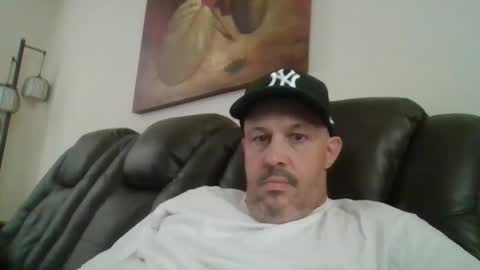 Snapshot of johnnycb7 chatting on 09/30/25, 05:40 johnnycb7 online show from 09/30/25, 05:40