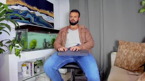 JOHNNY online show from 02/02/25, 03:32