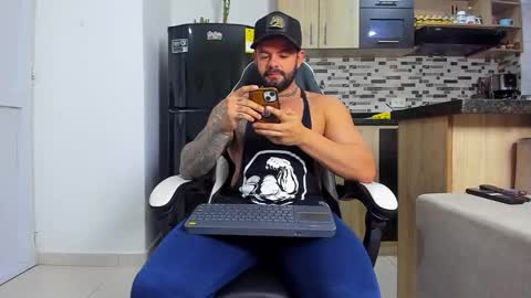 JOHNNY online show from 11/30/25, 12:36