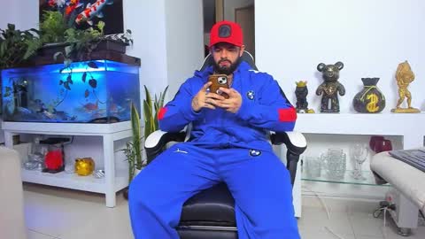 JOHNNY online show from 01/05/26, 11:41