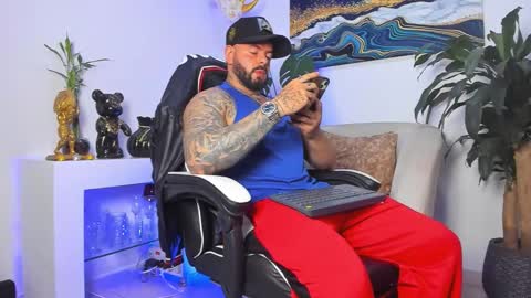 JOHNNY online show from 02/19/26, 01:12