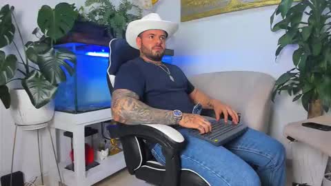 JOHNNY online show from 03/01/26, 02:02