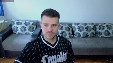 Johnny online show from 06/05/26, 10:54