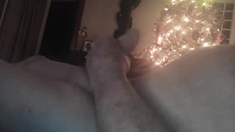 Snapshot of johnnyls1953 chatting on 12/24/24, 06:11 johnnyls1953 online show from 12/24/24, 06:11