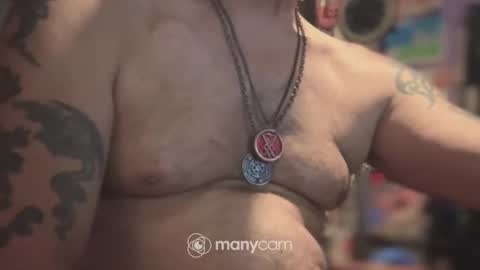 johnnyshung1 online show from 02/02/25, 05:42