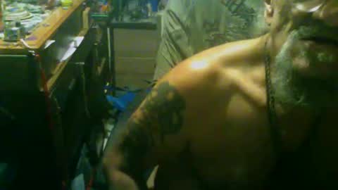 johnnyshung1 online show from 10/17/25, 11:02