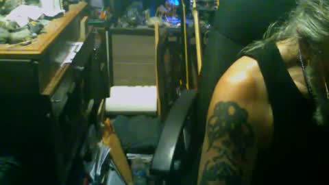 johnnyshung1 online show from 11/14/25, 10:14