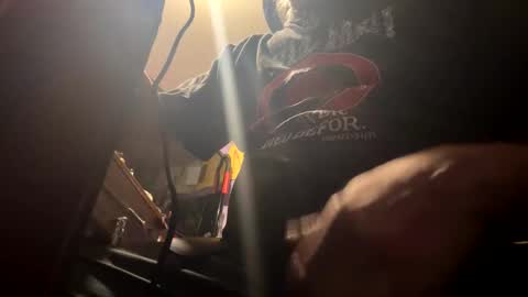 johnnyshung1 online show from 04/12/26, 09:09