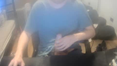 Snapshot of johnot1998 chatting on 06/22/26, 11:40 johnot1998 online show from 06/22/26, 11:40