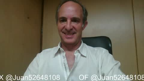 Snapshot of johnq_23 chatting on 04/24/26, 03:36 John online show from 04/24/26, 03:36