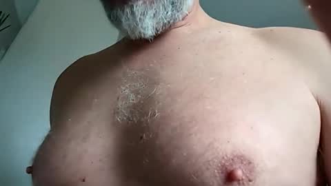 johnsmith401 online show from 10/26/25, 12:22