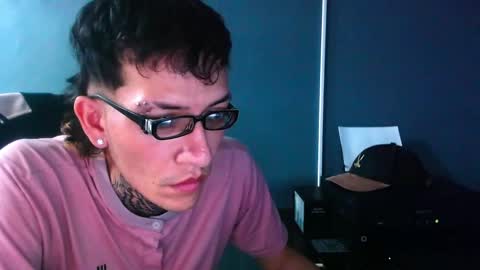 johnsonisaac94  online show from 12/01/24, 10:32