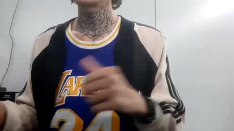 johnsonisaac94  online show from 02/07/25, 05:31