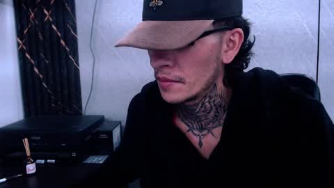 johnsonisaac94  online show from 02/14/25, 04:15