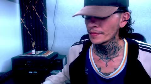 johnsonisaac94  online show from 02/15/25, 04:36