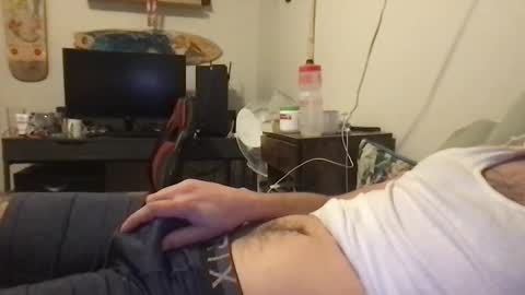 Snapshot of johntizzz chatting on 11/30/25, 08:13 johntizzz online show from 11/30/25, 08:13